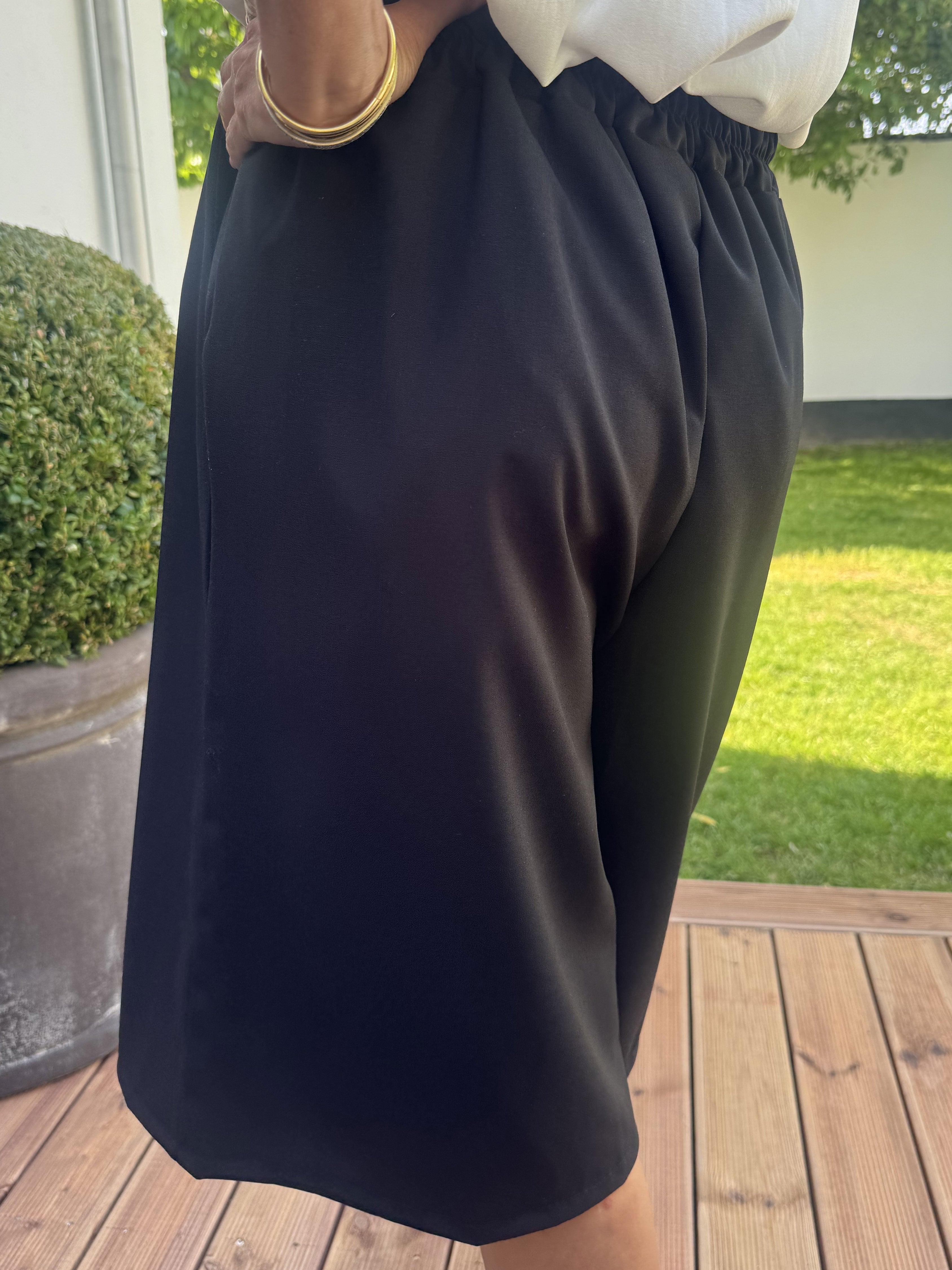 Bursia - Långa shorts i lös passform